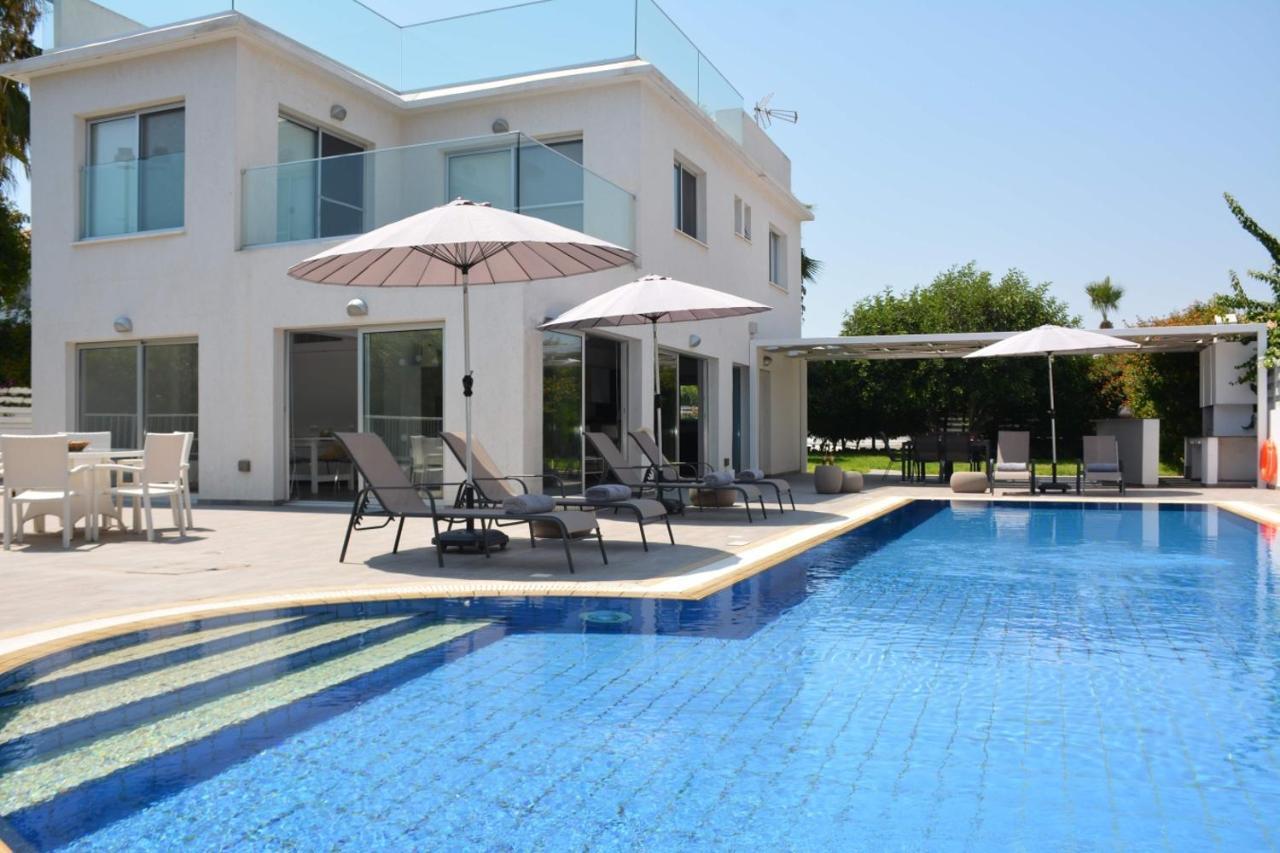 Olympic Gardens Villa Protarász Kültér fotó